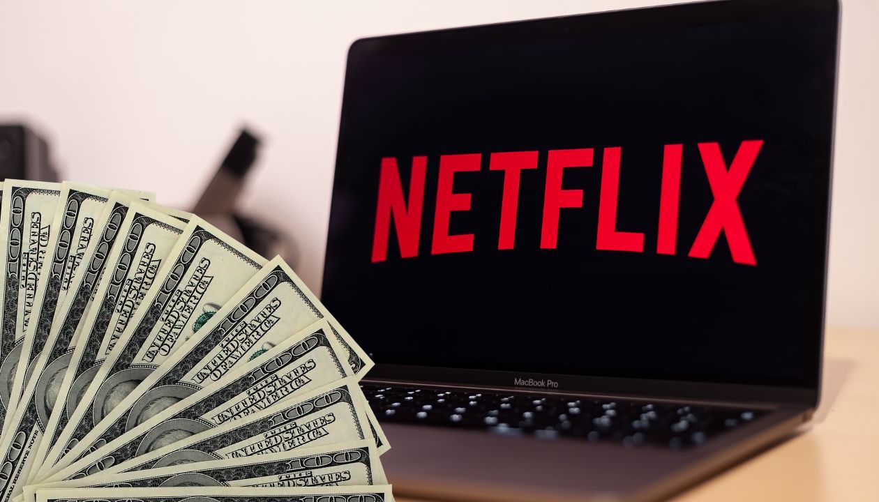 Best Ways to Get Paid to Watch Netflix